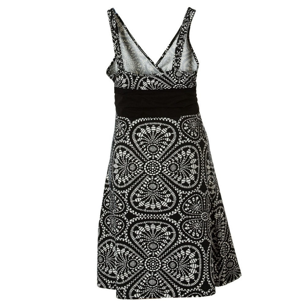 PATAGONIA Fit Flair Margot Dress Black White Geometric Mosaic Print Knit New - Picture 12 of 15